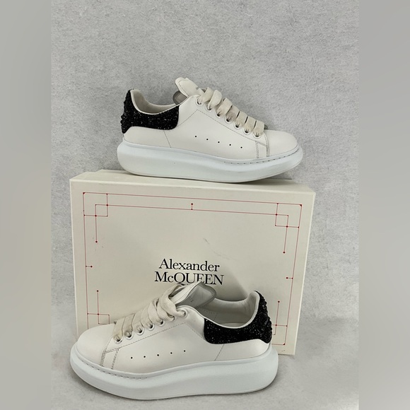 Alexander McQueen Women's Oversized Sneaker in White/Jet Black Crystals 38.5 - Picture 12 of 15